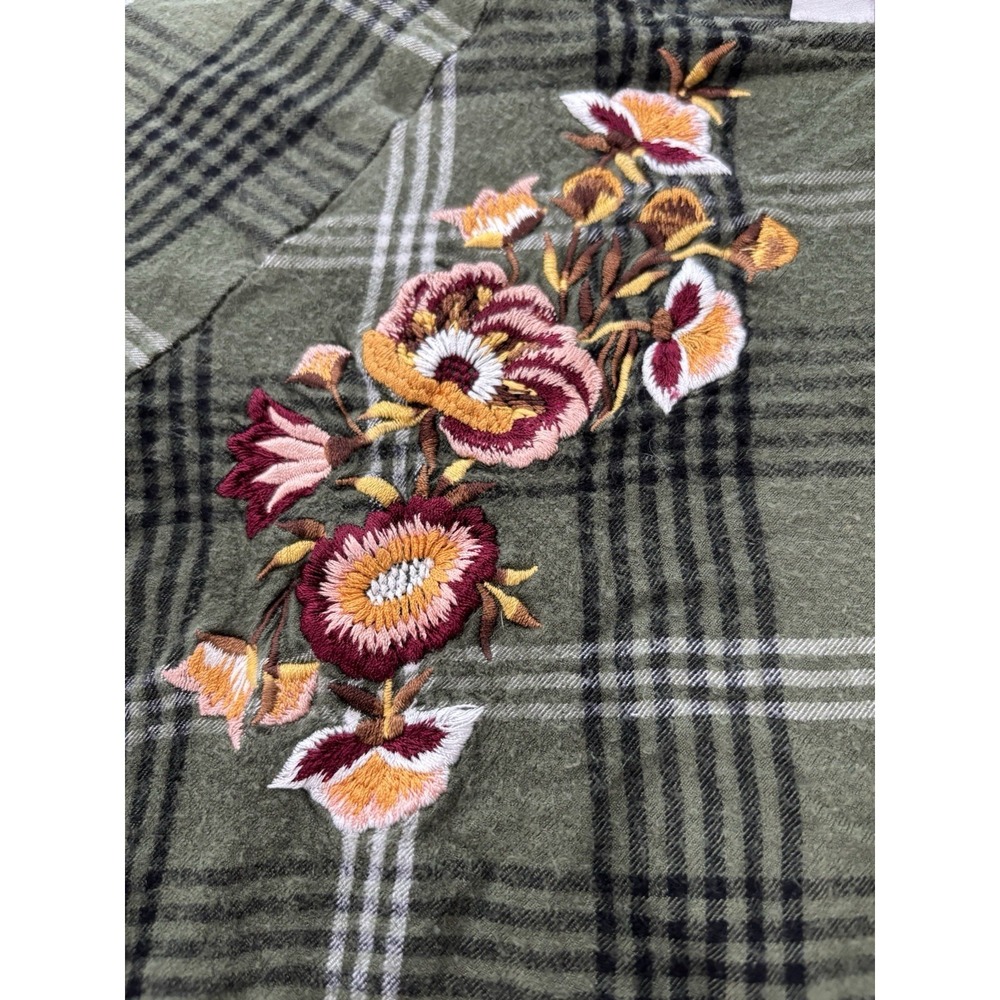 Arizona Jeans Womens Cropped Plaid Top With Floral Embroidery XL Juniors - Picture 3 of 8
